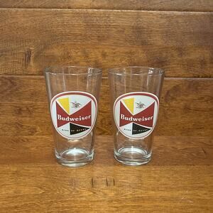 BUDWEISER Vintage Retro Pint Glasses
